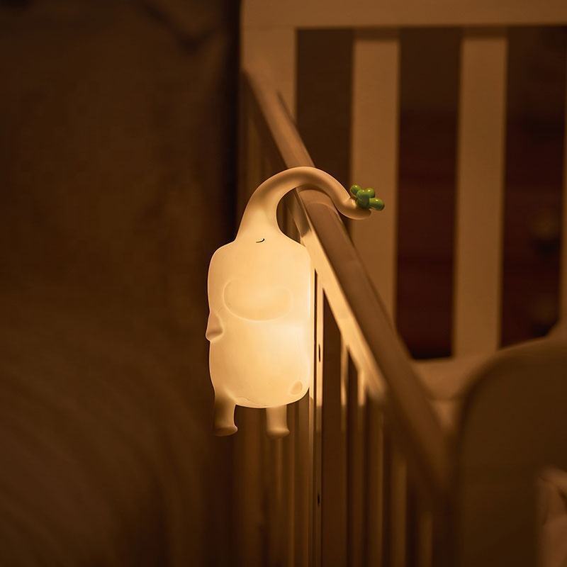 1pc USB Rechargeable Elephant-Shaped LED Night Light, Silicone Pat Lamp for Sleep, Portable Induction Bedside Stand, Indoor Use, Electronic Components, Lithium Battery, USB Charging, ≤36V