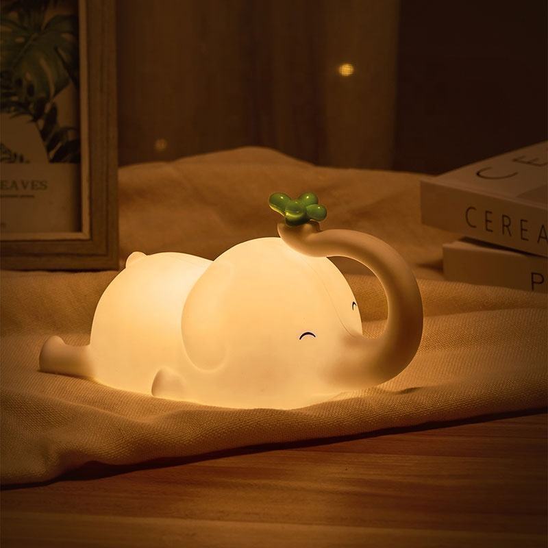 1pc USB Rechargeable Elephant-Shaped LED Night Light, Silicone Pat Lamp for Sleep, Portable Induction Bedside Stand, Indoor Use, Electronic Components, Lithium Battery, USB Charging, ≤36V